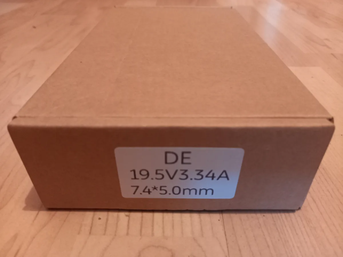 dell punjac 19.5v 3.34a 65w 7.4mm x 5.0mm pin original novo