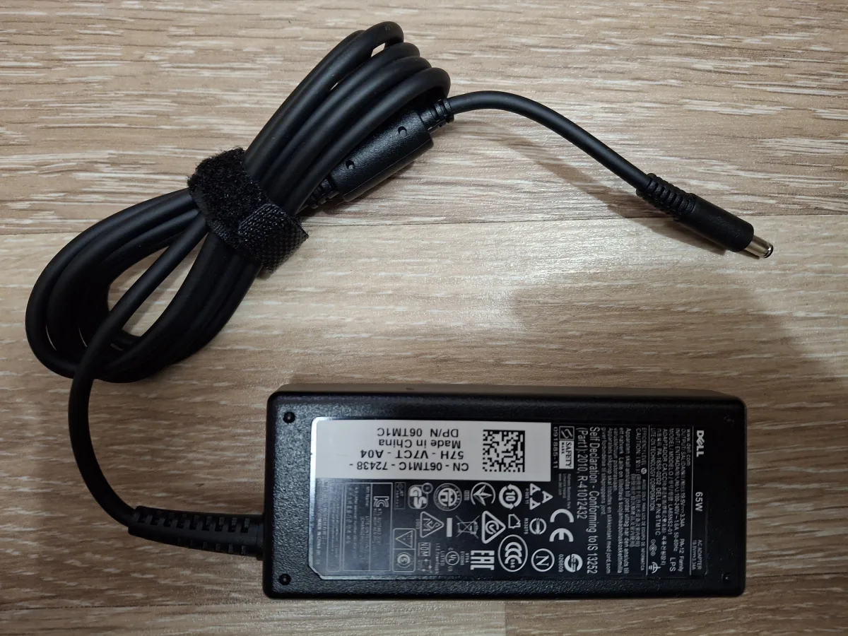 dell inspiron 3473 5418 p143 p143g p147 punjac original novo