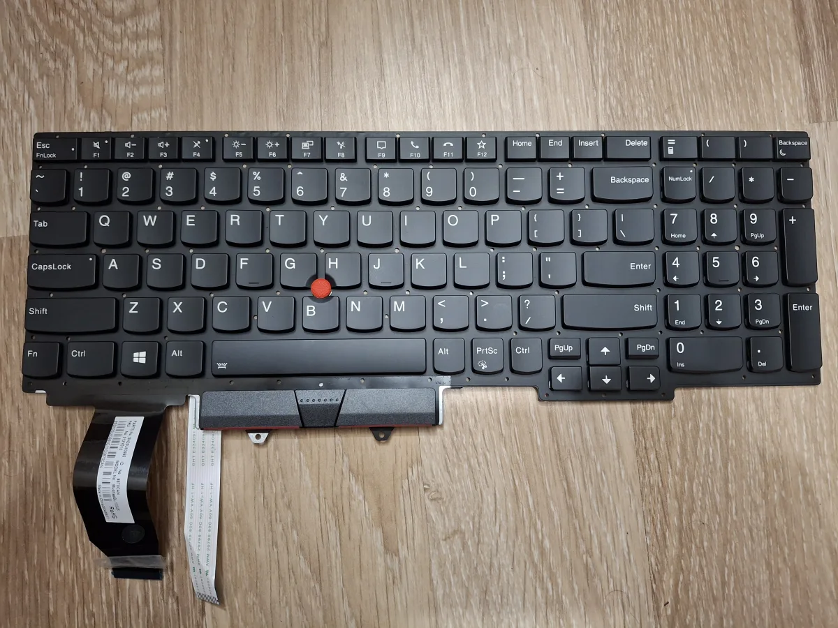 tastatura lenovo thinkpad e15 gen3 sa osvetljenjem nova