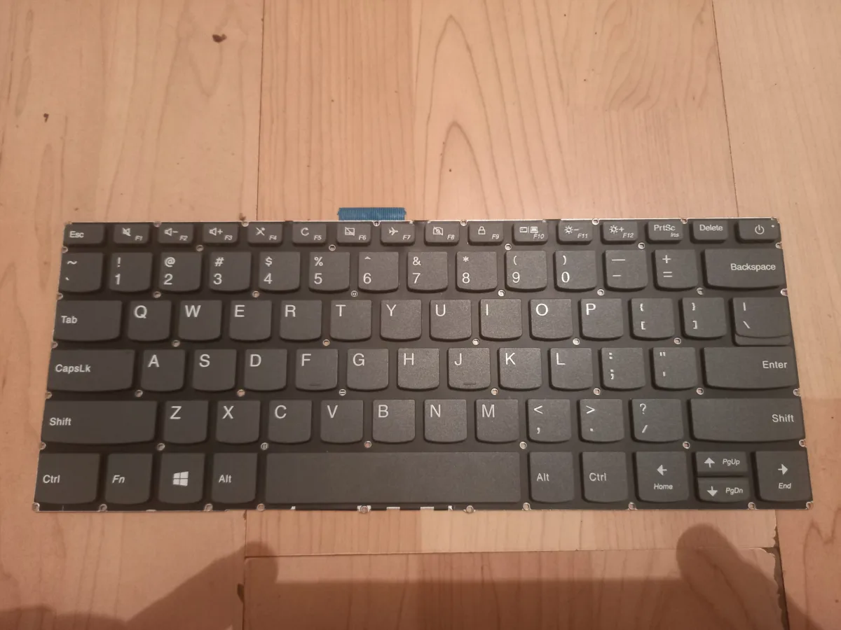 lenovo tastatura v14-are v14 igl v14 iil v14 ikb v14 iwl nova