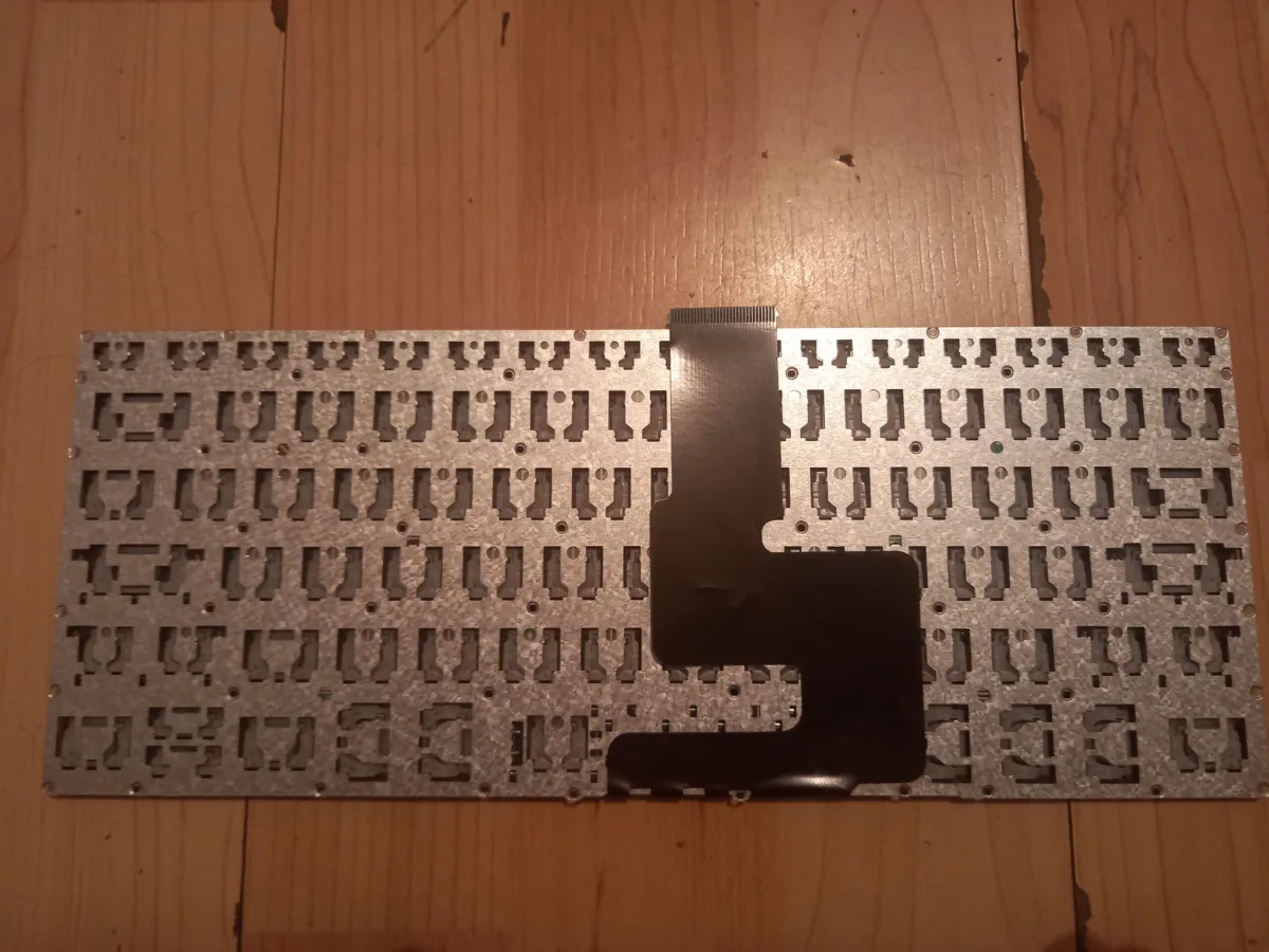 lenovo tastatura v14-are v14 igl v14 iil v14 ikb v14 iwl nova