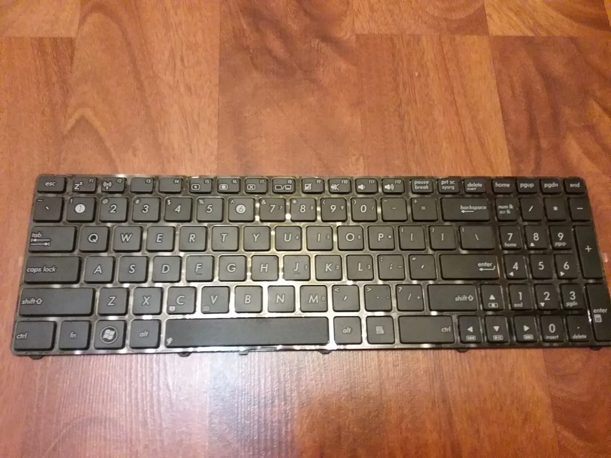 nova tastatura asus K50 k50id k50ie k50ij k50in k50io k50ip