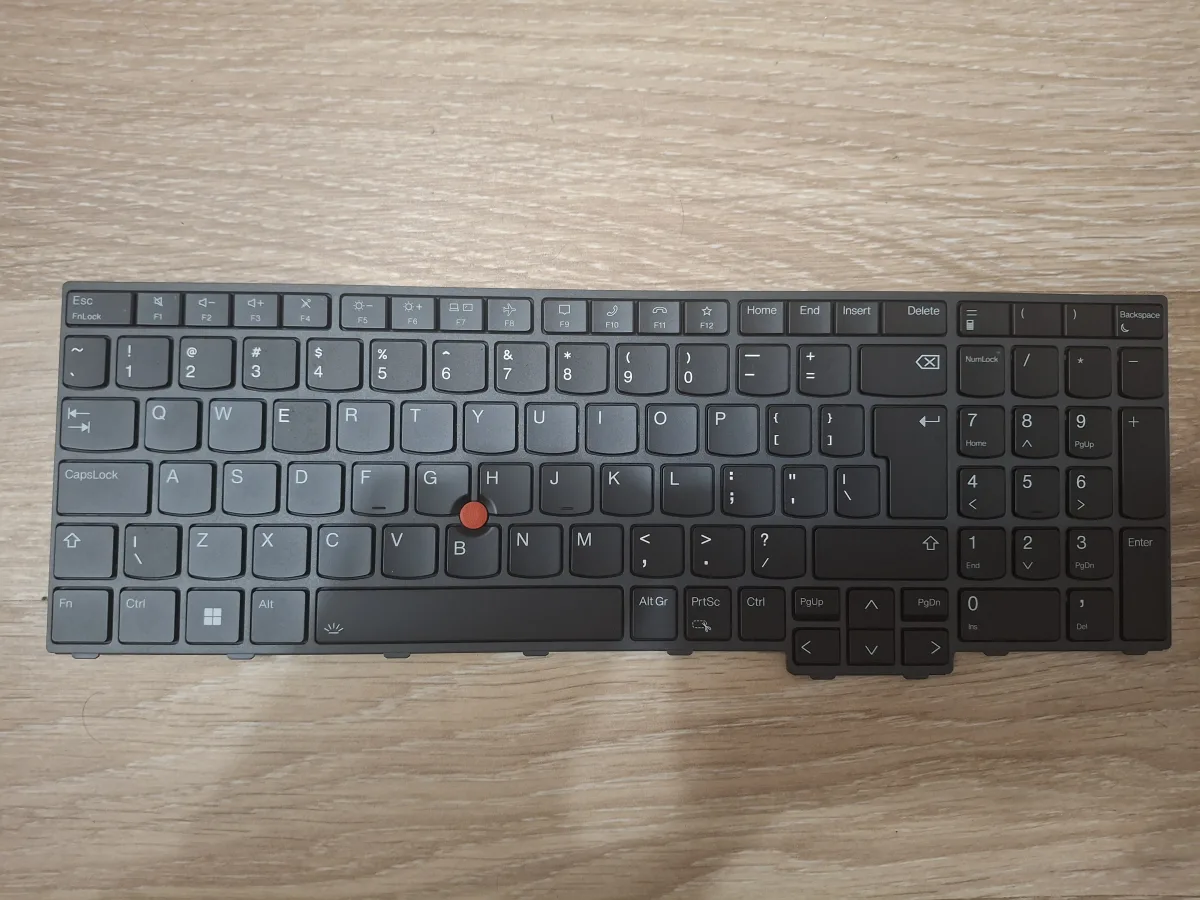 lenovo tastatura p16v, p16v gen 1, p16v gen 2 nova